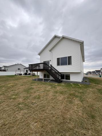 507 7th Street E Horace ND 58047