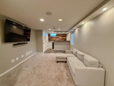 10821 Kumquat Street NW Coon Rapids MN 55448