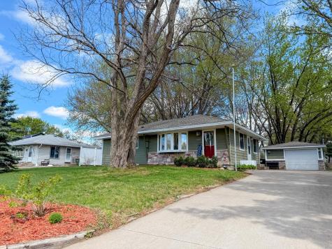 10821 Kumquat Street NW Coon Rapids MN 55448