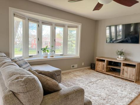 10821 Kumquat Street NW Coon Rapids MN 55448