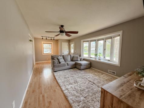 10821 Kumquat Street NW Coon Rapids MN 55448