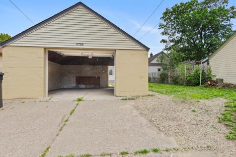 4735 Aldrich Avenue N Minneapolis MN 55430