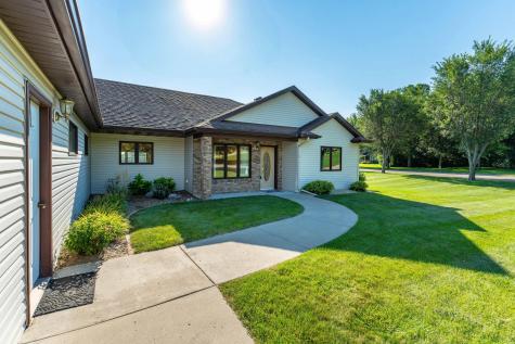 1502 Viking Court Fergus Falls MN 56537