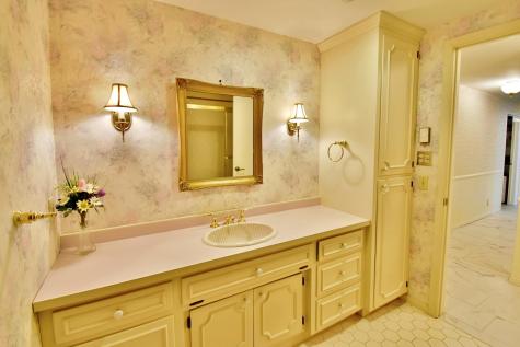 1300 Kilian Boulevard SE Saint Cloud MN 56304