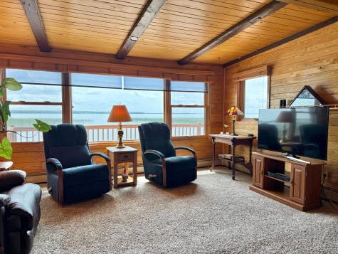 3025 Viewpoint Road Isle MN 56342