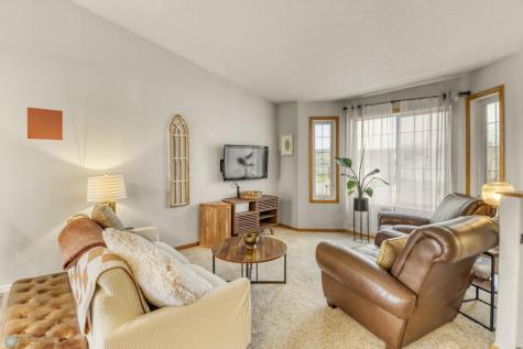 943 39 1/2 Avenue W West Fargo ND 58078