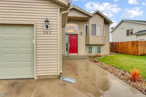 943 39 1/2 Avenue W West Fargo ND 58078