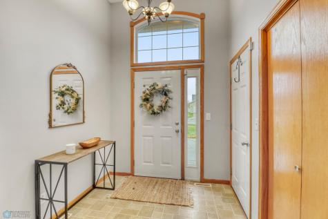 943 39 1/2 Avenue W West Fargo ND 58078