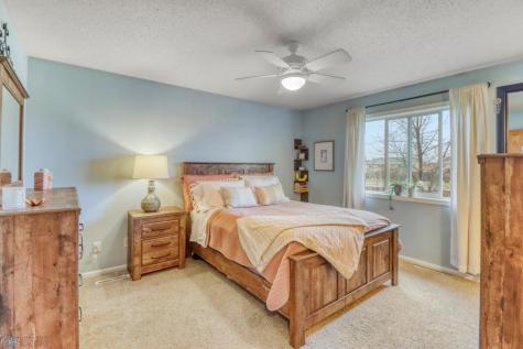 943 39 1/2 Avenue W West Fargo ND 58078