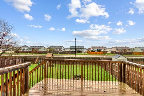 943 39 1/2 Avenue W West Fargo ND 58078