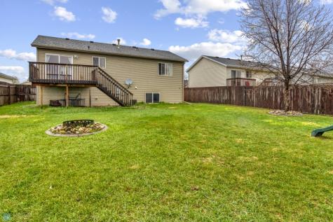 943 39 1/2 Avenue W West Fargo ND 58078