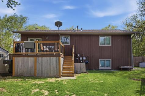 1808 Prairie Lane S Fargo ND 58103