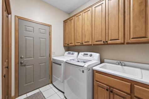 528 Wildflower Burnsville MN 55306