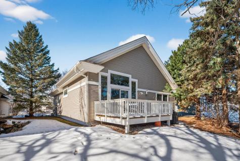 528 Wildflower Burnsville MN 55306