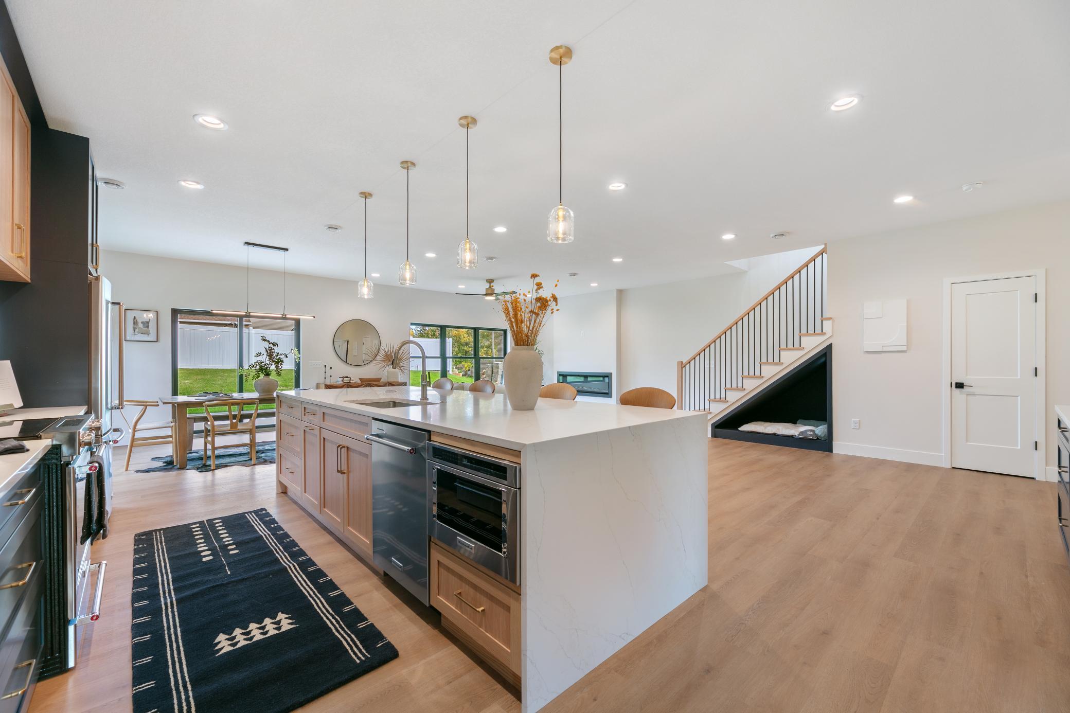 7577 138th Street W Apple Valley MN 55124