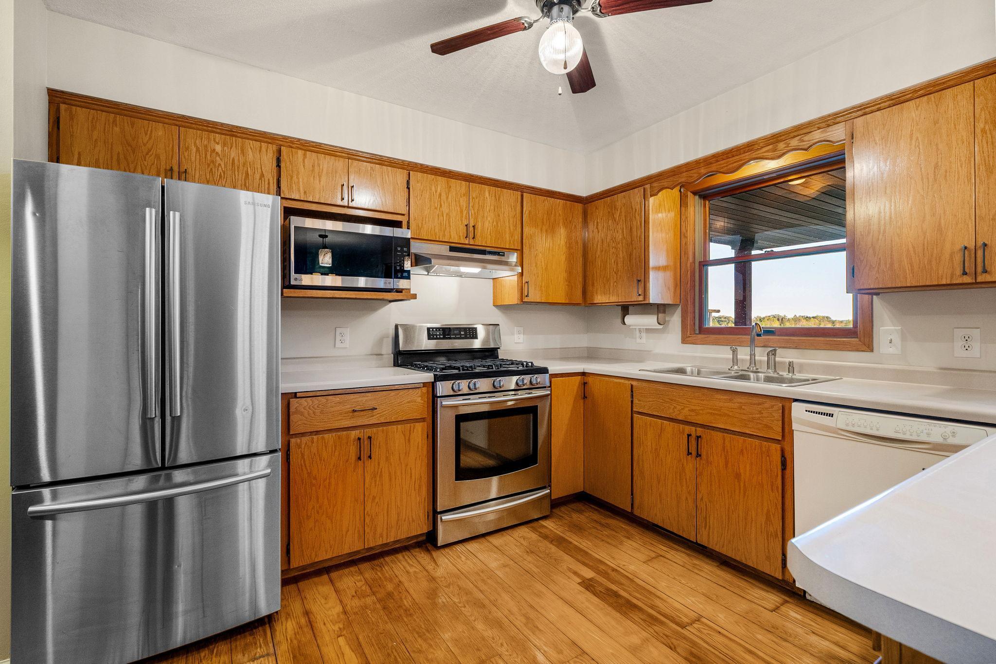 23520 902nd Avenue Austin MN 55912