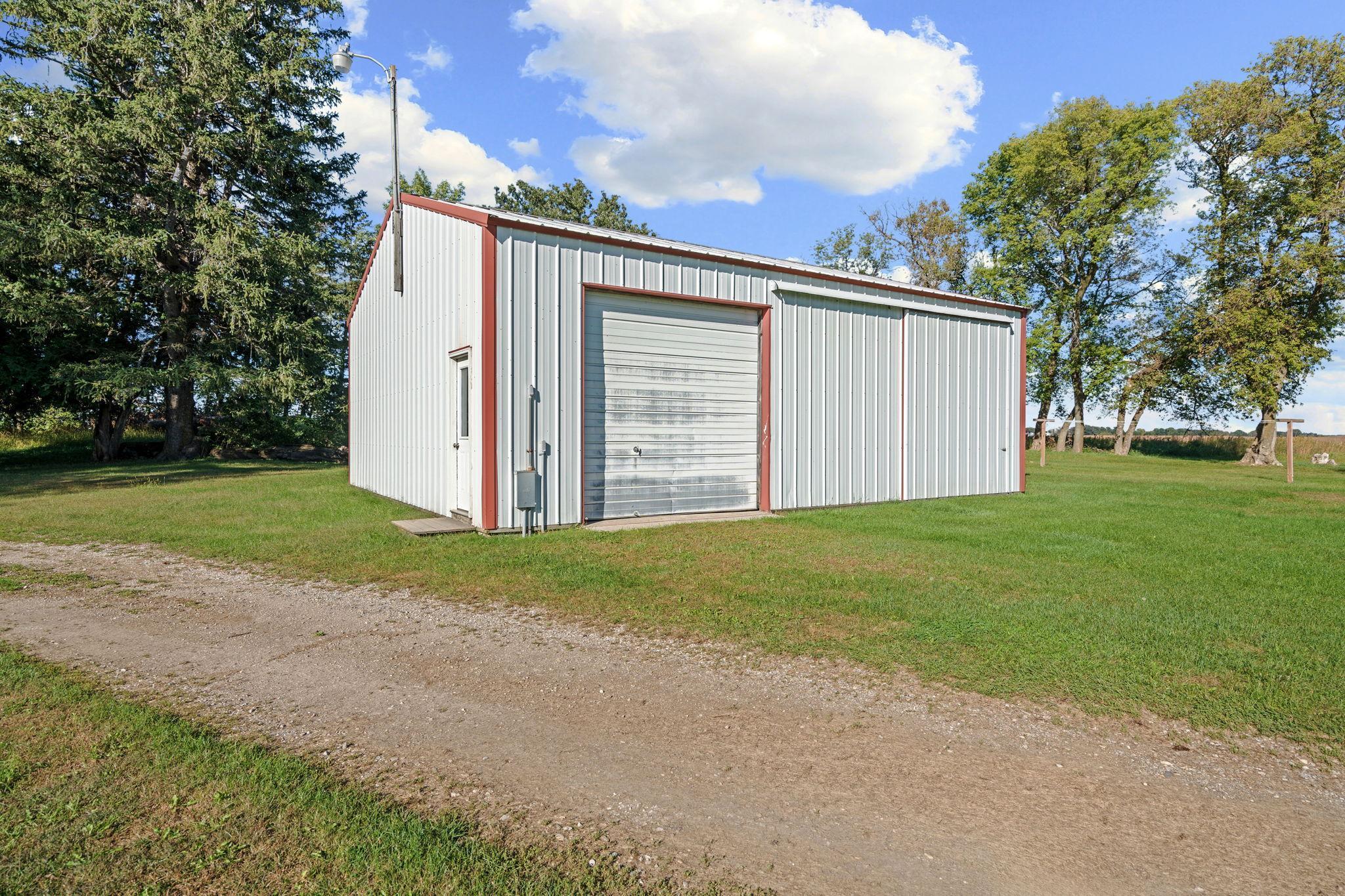23520 902nd Avenue Austin MN 55912