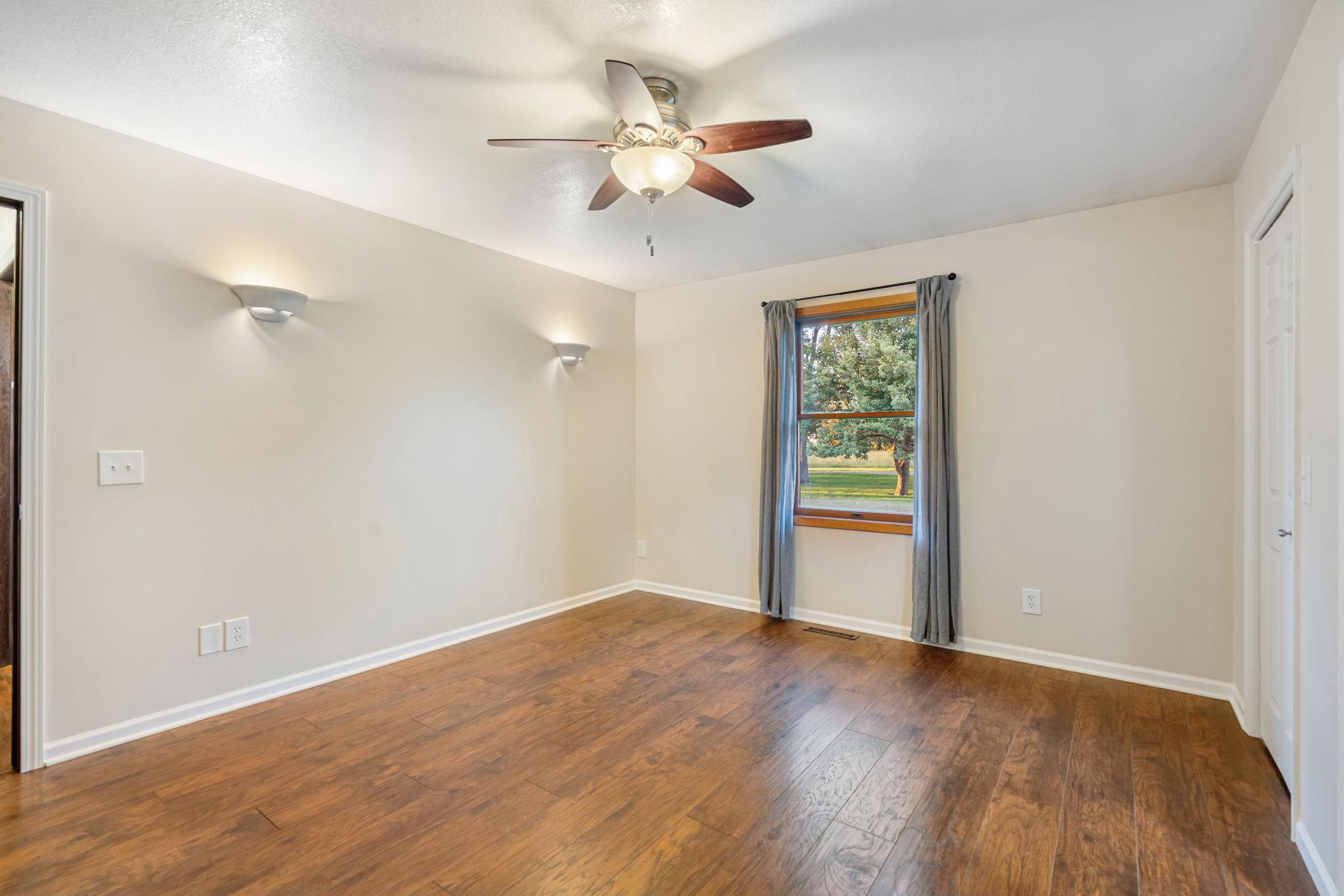 23520 902nd Avenue Austin MN 55912