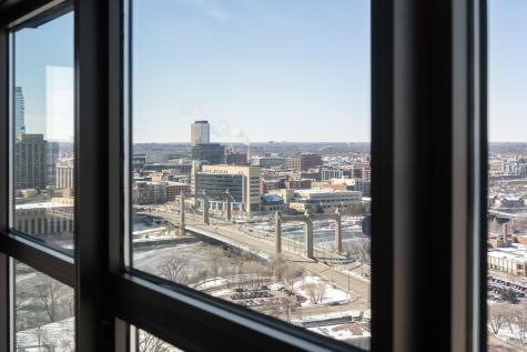 110 Bank Street SE Minneapolis MN 55414