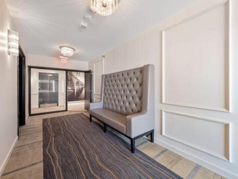 110 Bank Street SE Minneapolis MN 55414
