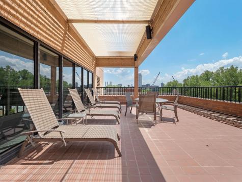 110 Bank Street SE Minneapolis MN 55414