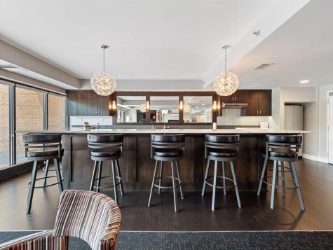 110 Bank Street SE Minneapolis MN 55414