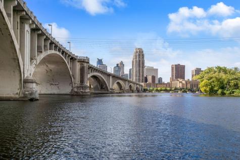 110 Bank Street SE Minneapolis MN 55414