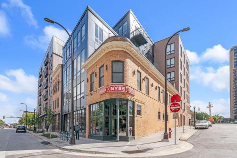 110 Bank Street SE Minneapolis MN 55414