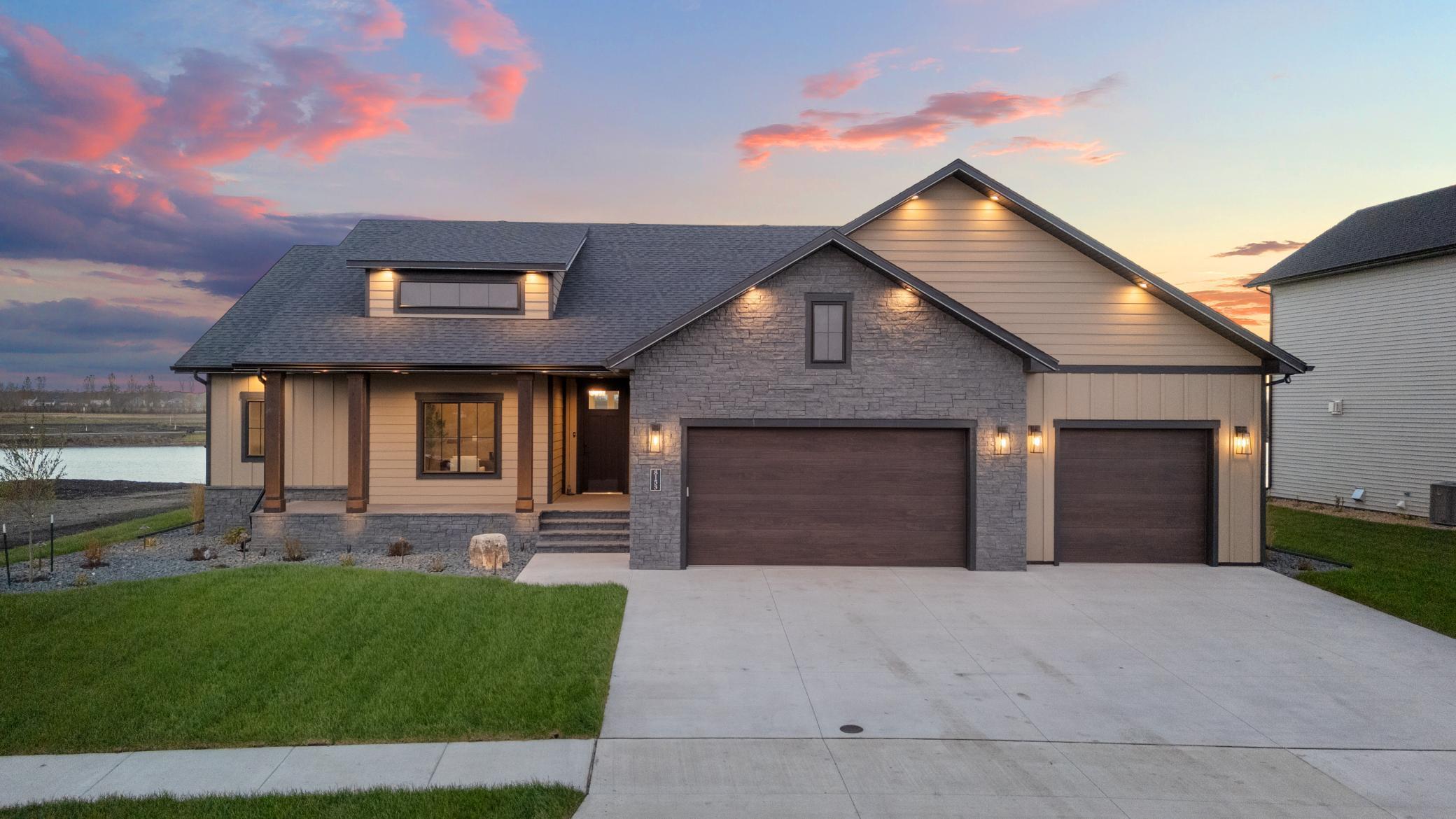 8153 Memory Lane Horace ND 58047