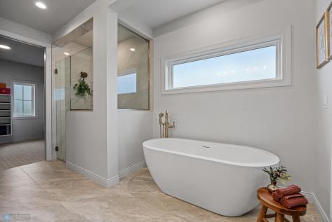 8153 Memory Lane Horace ND 58047