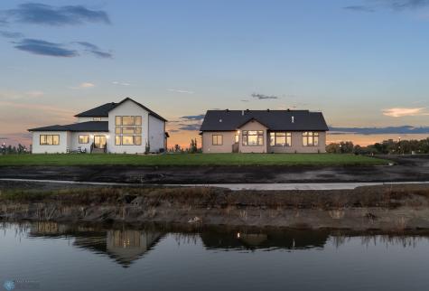 8153 Memory Lane Horace ND 58047