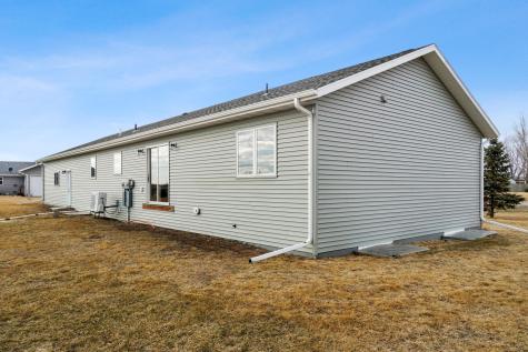 220 Lylac Circle Forman ND 58032
