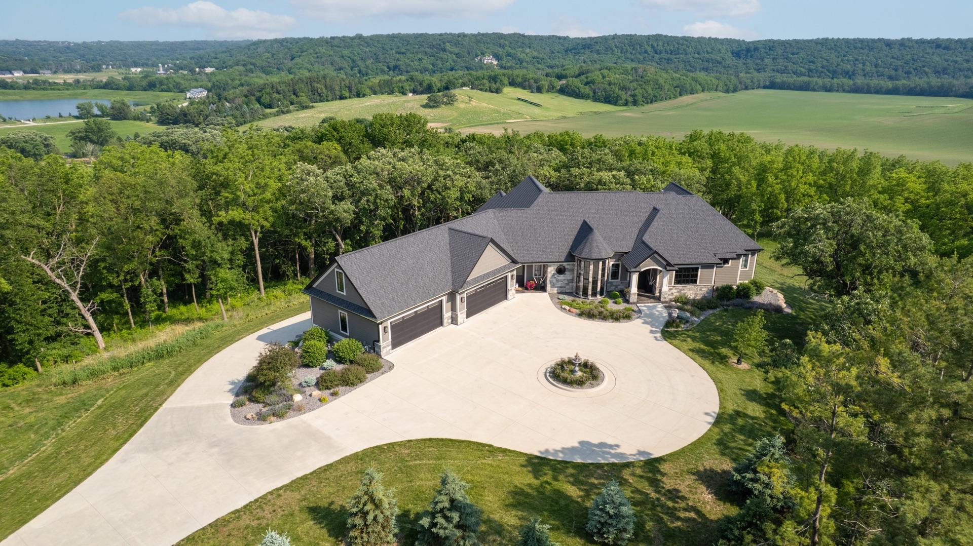 1500 Weatherhill Ridge Court SW Rochester MN 55902