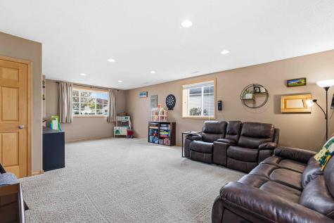 1911 35th Street Circle S Moorhead MN 56560