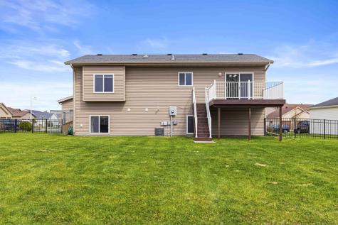 1911 35th Street Circle S Moorhead MN 56560