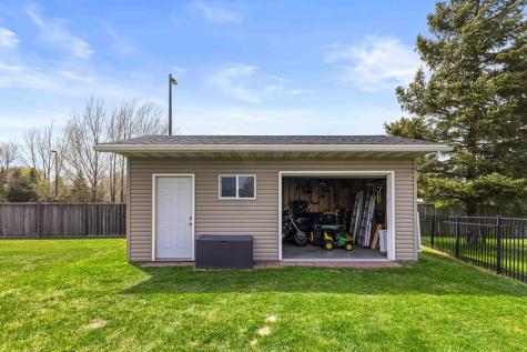 1911 35th Street Circle S Moorhead MN 56560