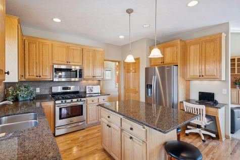 12406 Jasper Lane Eden Prairie MN 55347
