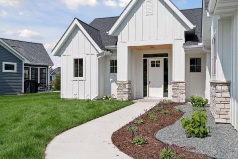 11301 Latrobe Lane N Lake Elmo MN 55042