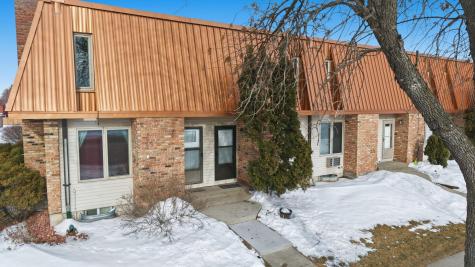 306 13th Avenue E West Fargo ND 58078