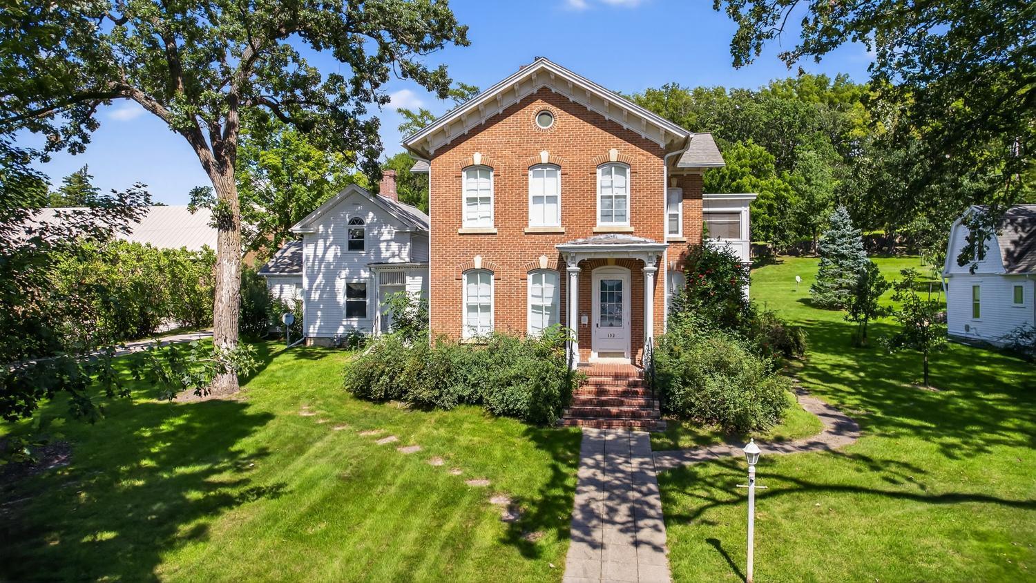 130,132,202 Winona Street SE Chatfield MN 55923