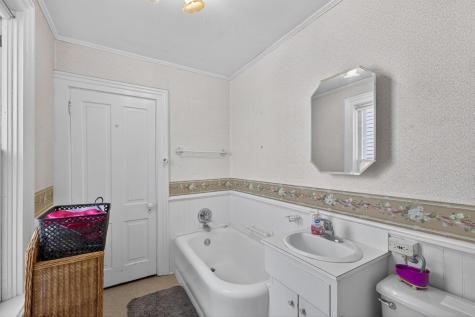 130,132,202 Winona Street SE Chatfield MN 55923