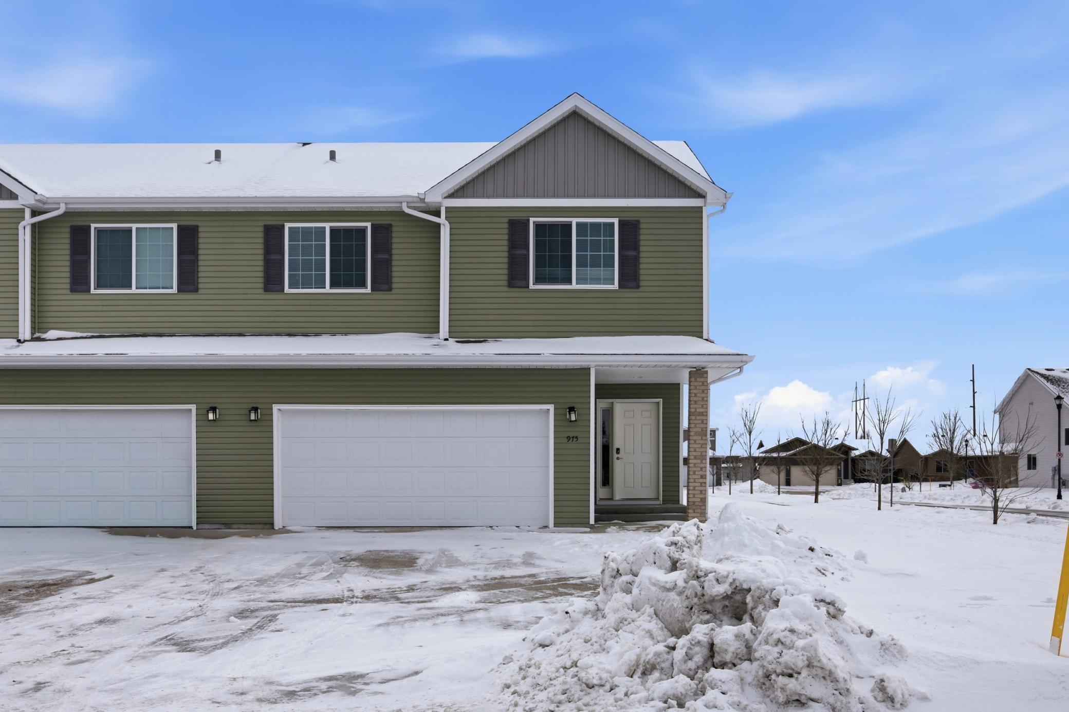 975 30th Avenue W West Fargo ND 58078