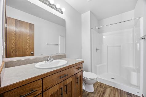 975 30th Avenue W West Fargo ND 58078