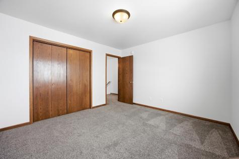 975 30th Avenue W West Fargo ND 58078