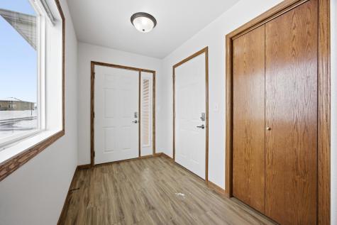 975 30th Avenue W West Fargo ND 58078