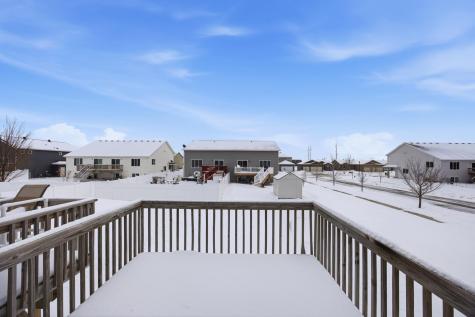 975 30th Avenue W West Fargo ND 58078