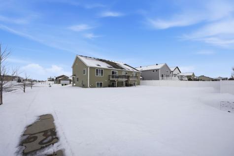 975 30th Avenue W West Fargo ND 58078
