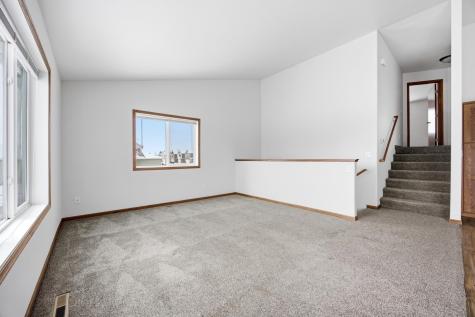 975 30th Avenue W West Fargo ND 58078