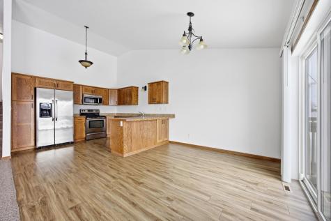 975 30th Avenue W West Fargo ND 58078