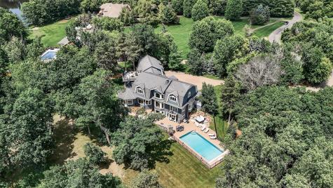 9 Hillary Farm Lane Gem Lake MN 55110